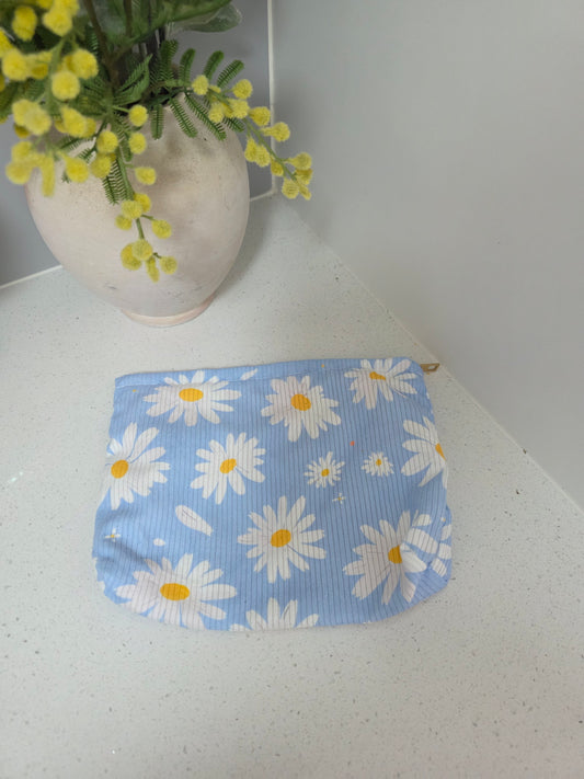 Daisy Makeup Bag